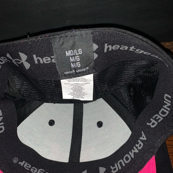 Black and pink Under Armour Hat NWOT - Picture 3 of 4